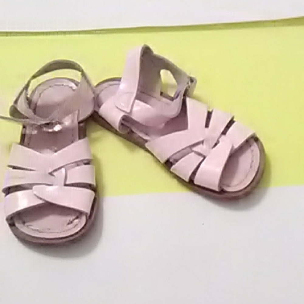 Toddlers shoes
